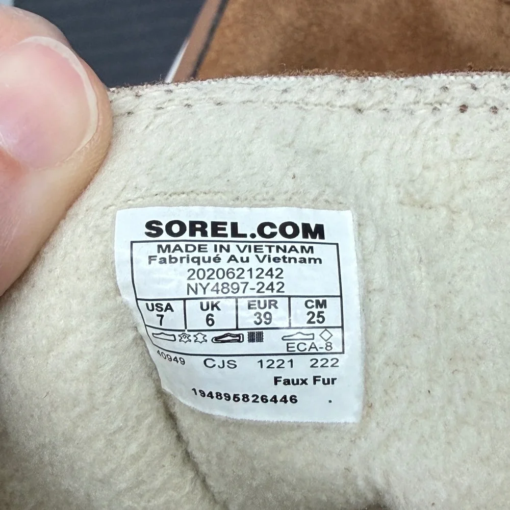 Sorel Explorer Joan brown suede leather lace up boots women's 7 NY4897-242
